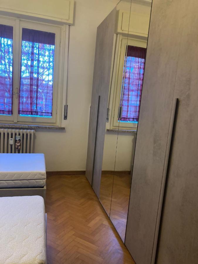City House Viale Murillo Apartment Milan Bagian luar foto