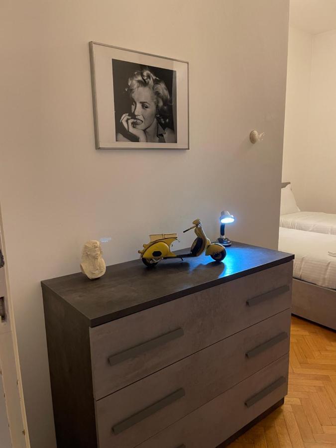 City House Viale Murillo Apartment Milan Bagian luar foto