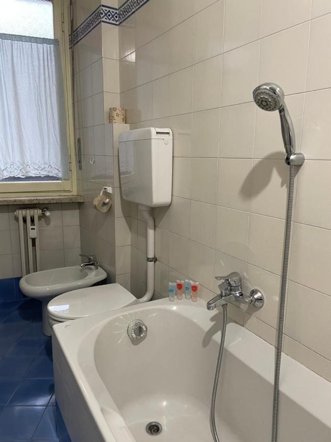 City House Viale Murillo Apartment Milan Bagian luar foto
